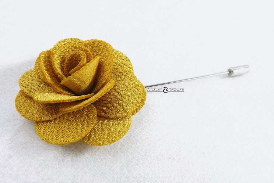 Gardenia Floral Lapel Pin (gold)