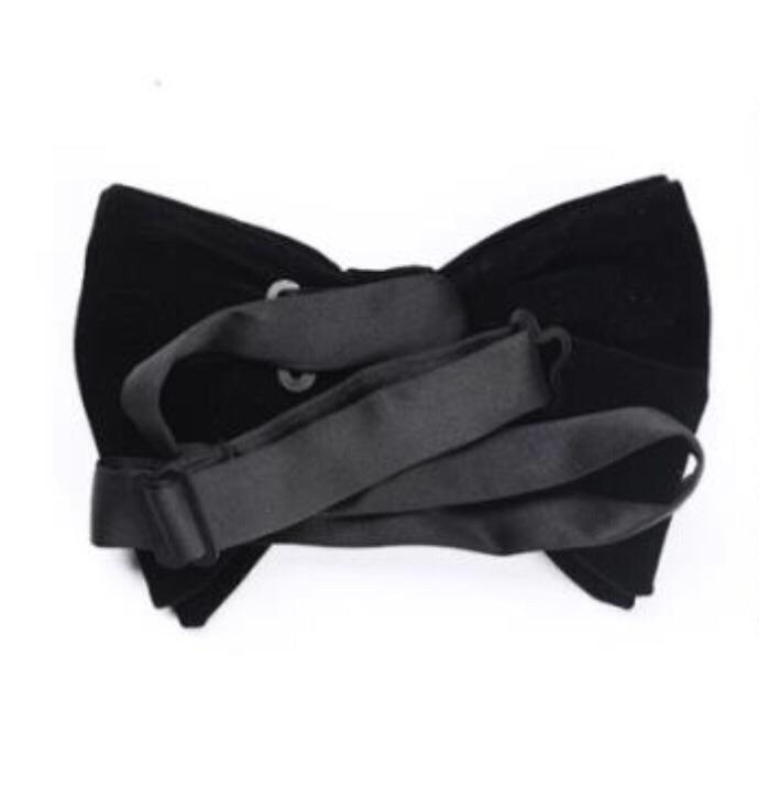 Velvet Bow Tie (midnight black)